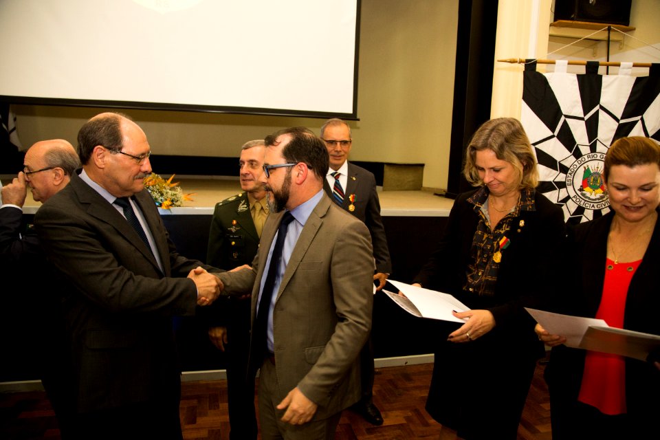 06.12.2018 - Prefeita Paula Mascarenhas recebe a medalha Tiradentes no Palácio da Policia em Porto Alegre - Foto: Gustavo Vara