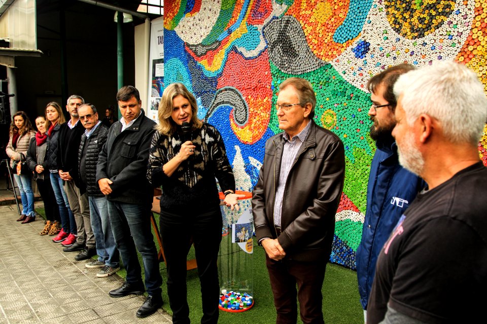 12.06.2018 - Prefeita Paula Mascarenhas e o vice Idemar Barz durante o ato de lançamento do Tampart e assinatura de uma termo de cooperação - projeto de arte e sustentabilidade - Foto: Gustavo Vara