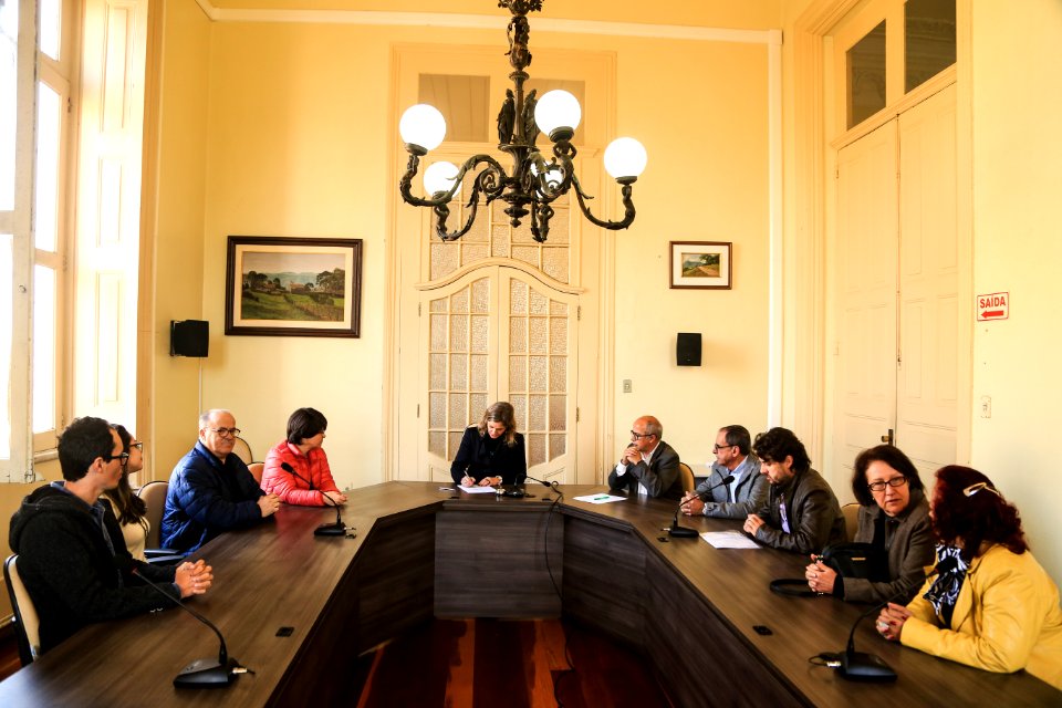 19.07.2018 - Prefeita Paula Mascarenhas durante assinatura do contrato para construção da EMEF Sítio Floresta - Foto: Gustavo Vara
