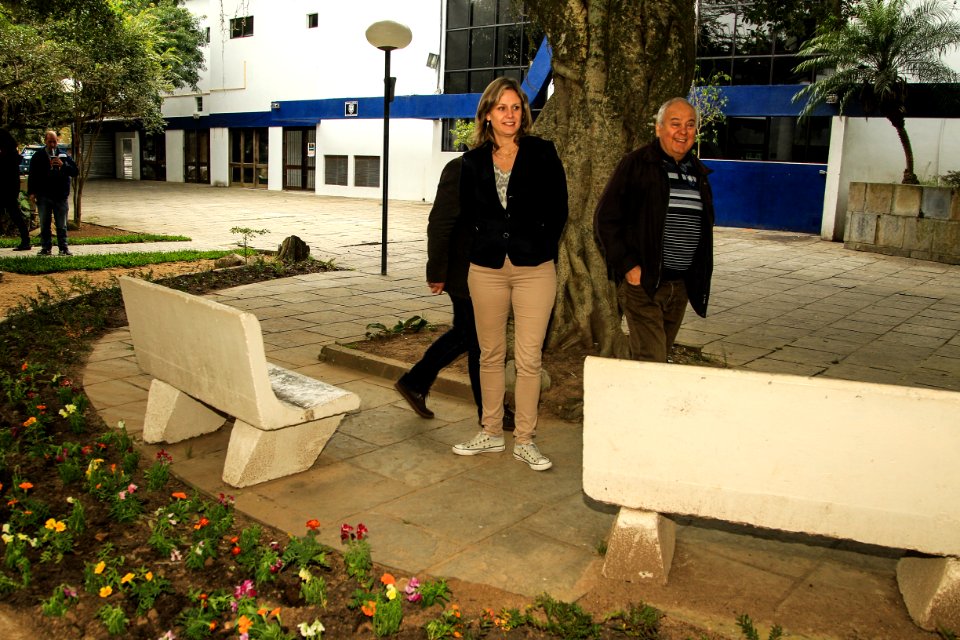 17.05.2018 - Prefeita Paula Mascarenhas  durante entrega da praça São Jerônimo,   atrás do Shopping Mar de Dentro e entrega de obras Ilha Bela e São Conrado - Laranjal- Foto: Gustavo Vara