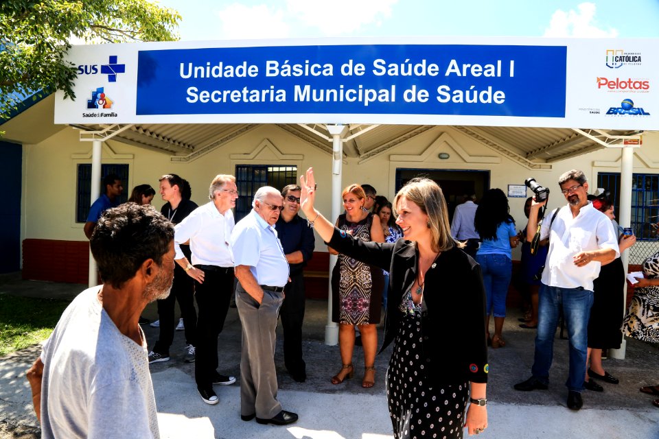 02.03.2018 - Prefeita Paula Mascarenhas e o vice Idemar Barz na entrega da UBS Areal I - reformada com mão de obra prisional - Foto: Gustavo Vara
