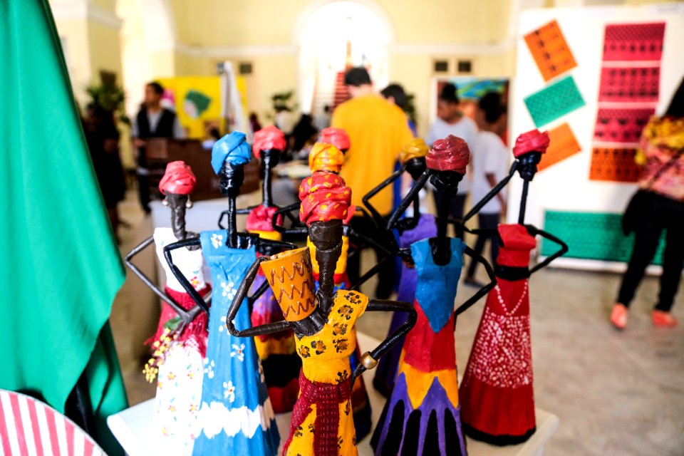 13.11.2017 - VI Mostra de trabalhos escolares Afro Indigenas e Feira das Culturas - SMED