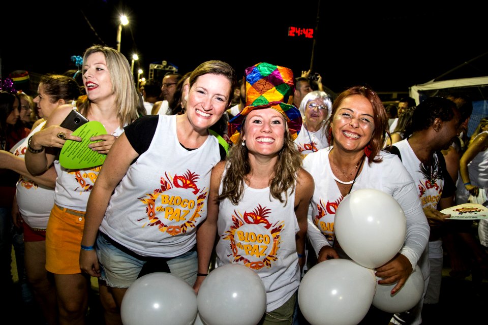 12.02.2018 - Bloco da Paz desfila na Passarela do Samba no Porto de Pelotas - Foto: Gustavo Vara