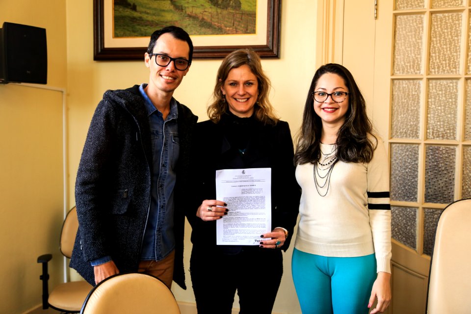 19.07.2018 - Prefeita Paula Mascarenhas durante assinatura do contrato para construção da EMEF Sítio Floresta - Foto: Gustavo Vara
