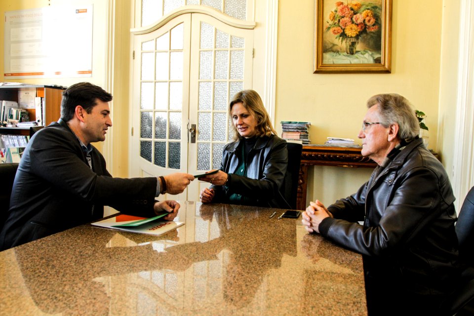 05.09.2018 - Prefeita Paula Mascarenhas e o vice Idemar Barz realizam a assinatura do termo de acordo e compromisso entre a prefeitura e a Ecosul - Foto: Gustavo Vara
