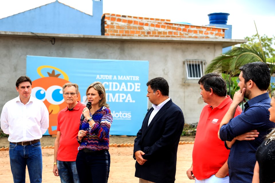 07.03.2018 - Prefeita Paula Mascarenhas e o vice Idemar Barz realizam a entrega do Ecoponto Laranjal - Foto: Gustavo Vara