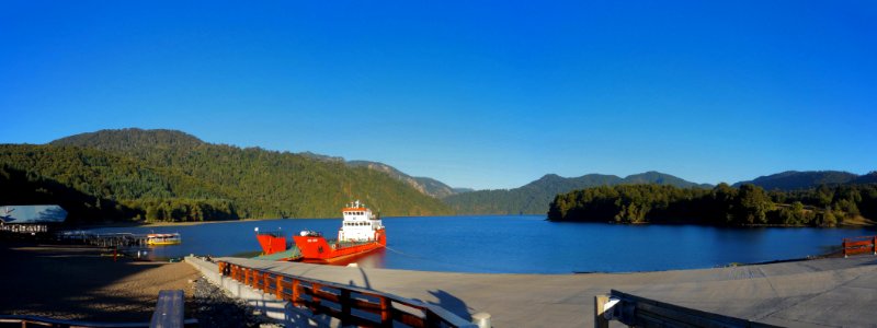 Lago Pirihueico - Puerto Fuy