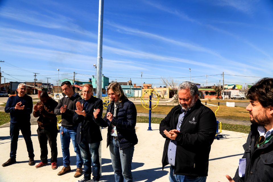 28.08.2018 - Prefeita Paula Mascarenhas e o vice Idemar Barz durante entrega da praça do Navegantes - Foto: Gustavo Vara