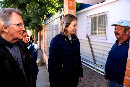 23.05.2018 - Prefeita Paula Mascarenhas e o vice Idemar Barz durante vistoria das obras nas ruas Afonso Pena, Paulo Guilayn e Santo Michelon no Fragata - Foto: Gustavo Vara