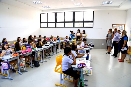 22.02.2018 - Prefeita Paula Mascarenhas e o vice Idemar Barz durante visita à Escola Santa Mônica - Foto: Gustavo Vara