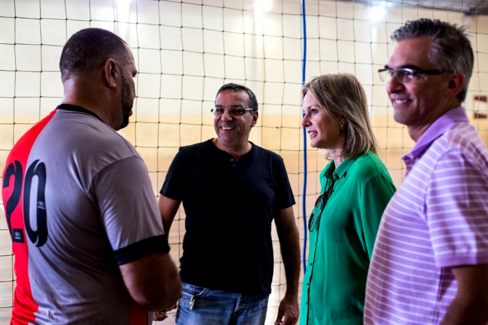 10.03.2018 - Prefeita Paula Mascarenhas prestigia o campeonato de futebol - funcionários prefeitura