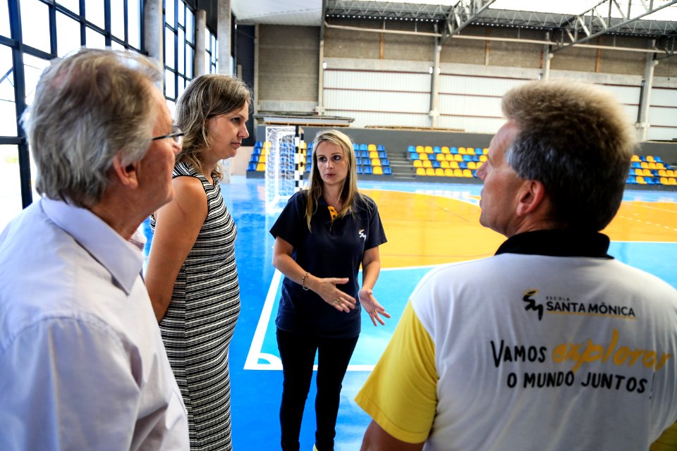 22.02.2018 - Prefeita Paula Mascarenhas e o vice Idemar Barz durante visita à Escola Santa Mônica - Foto: Gustavo Vara