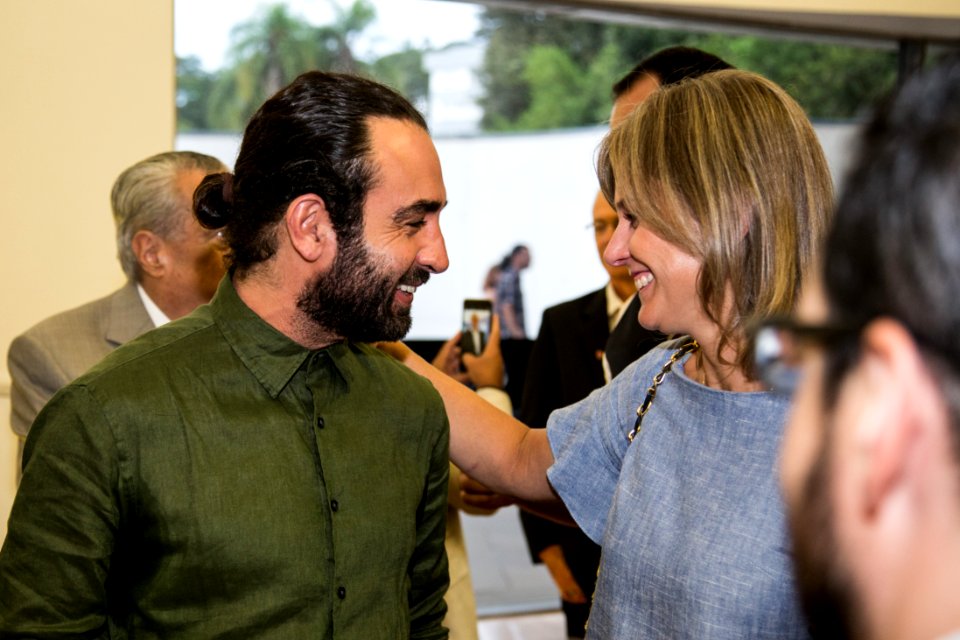 28.02.2018 - Porto Alegre/RS - Prefeita Paula Mascarenhas recebe comenda da Ordem das Palmas Acadêmicas na Fundação Iberê Camargo - Foto: Gustavo Vara