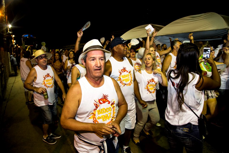 12.02.2018 - Bloco da Paz desfila na Passarela do Samba no Porto de Pelotas - Foto: Gustavo Vara