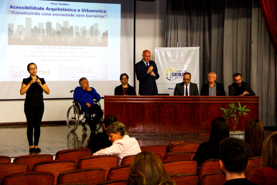 22.11.2017 - Abertura do Fórum de Acessibilidade Urbana e Arquitetônica no Auditório da Ucpel