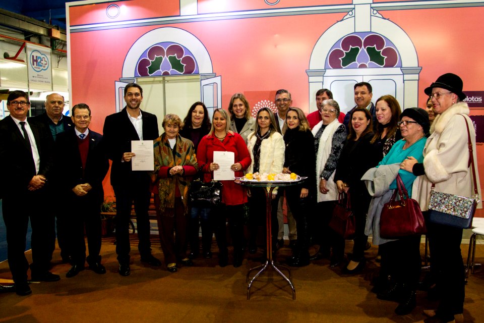 05.06.2018 - Prefeita Paula Mascarenhas e o vice Idemar Barz durante a abertura da 26ª Fenadoce no Centro de Eventos de Pelotas - Foto: Gustavo Vara