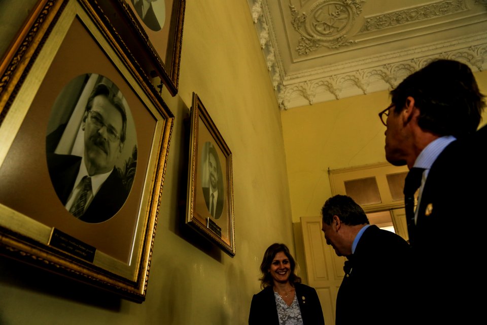 29.11.2017 - Prefeita Paula Mascarenhas e vice Idemar Barz recebem visita de Comitiva de Portugal