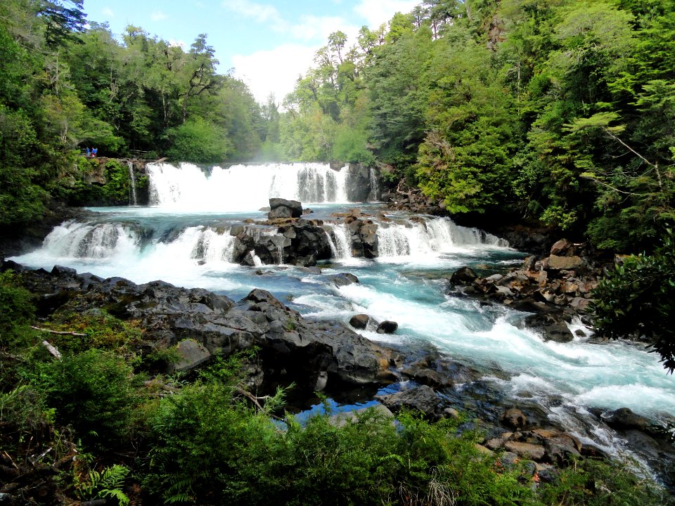 Salto de la Leona - Huilo Huilo