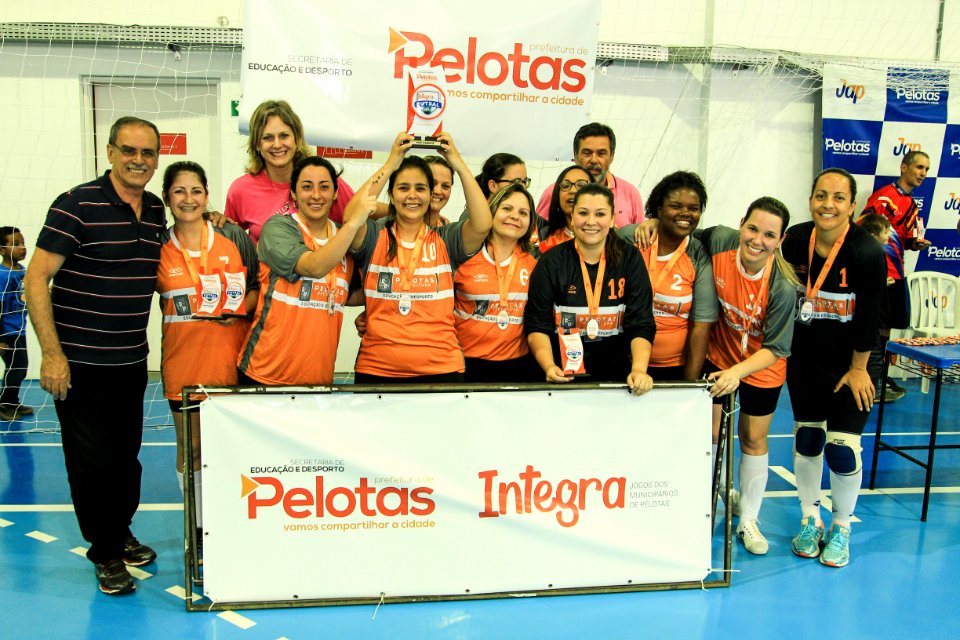 28.10.2017 - Prefeita Paula Mascarenhas durante a final do Integra 2017 no ginásio Karosso