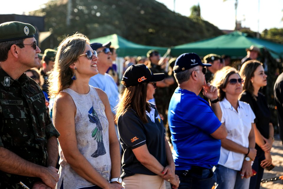 18.04.2018 - Apresentação da Esquadrilha da Fumaça em comemoração aos 100 anos do 9ª Batalhão de Infantaria Motorizada em Pelotas e pela passagem do Dia do Exército - Foto: Gustavo Vara