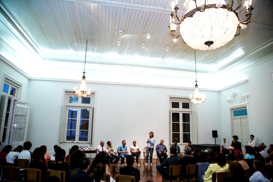 13.11.2017 - Prefeita Paula Mascarenhas prestigia o lançamento dos livros da Fundação Palmares na Bibliotheca Pública Pelotense