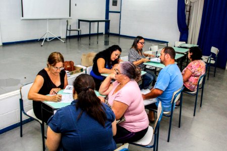 18.01.2018 - Prefeitura inicia cadastro social das famílias para a regularização fundiária do bairro Pestano