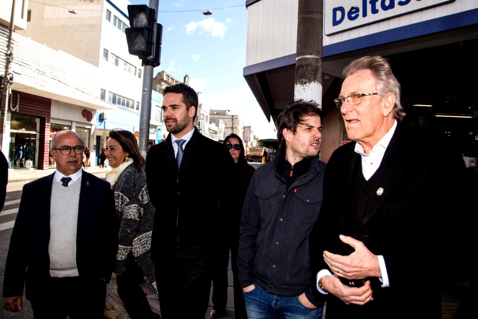 03.08.2019 - Governador Eduardo Leite visita as obras na Rua Marechal Deodoro - Foto: Gustavo Vara