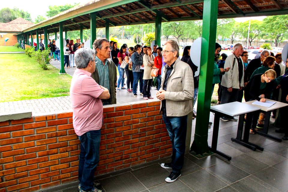 25.11.2017 - Prefeito em exercício Idemar Barz na assinatura de contratos do Amazonas e do Roraima
