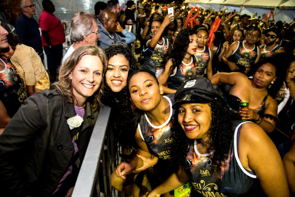 12.02.2018 - Prefeita Paula Mascarenhas e o vice Idemar Barz no segundo dia do Carnaval 2018 - Foto: Gustavo Vara