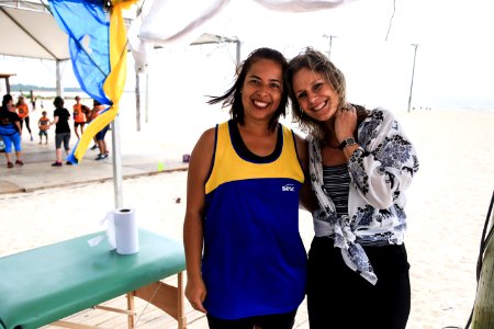 29.12.2017 - Prefeita Paula Mascarenhas durante visita e entrega da reforma do trapiche da praia do Laranjal