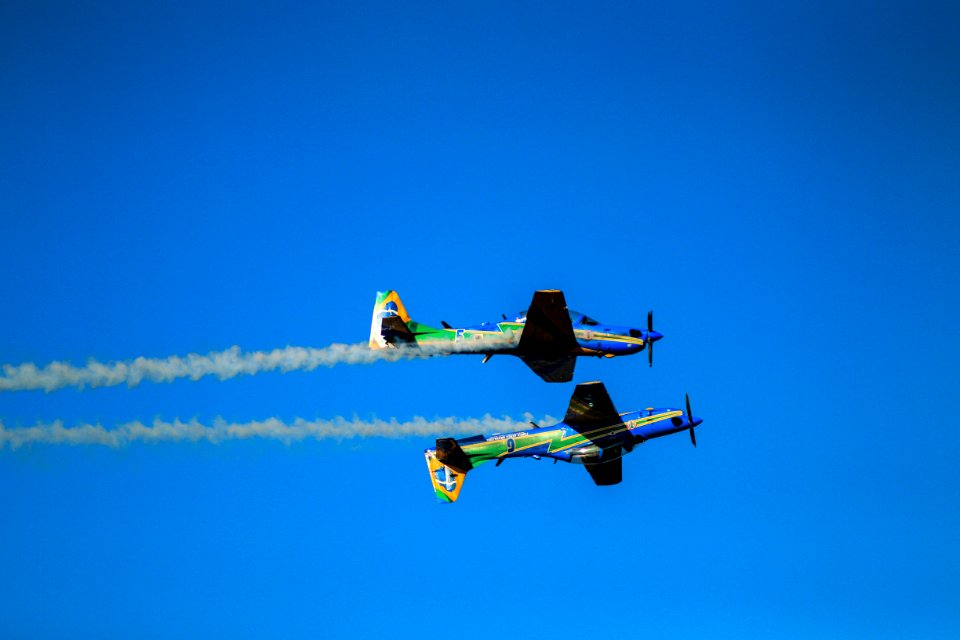 18.04.2018 - Apresentação da Esquadrilha da Fumaça em comemoração aos 100 anos do 9ª Batalhão de Infantaria Motorizada em Pelotas e pela passagem do Dia do Exército - Foto: Gustavo Vara