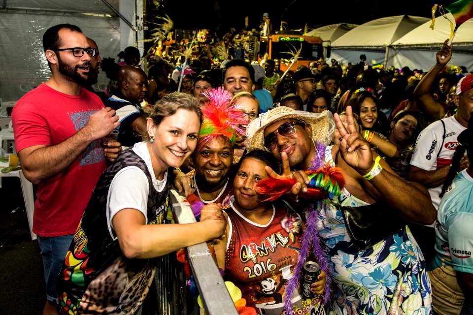 10.02.2018 - Prefeita Paula Mascarenhas e o vice Idemar Barz durante o primeiro dia do Carnaval 2018 - Foto: Gustavo Vara