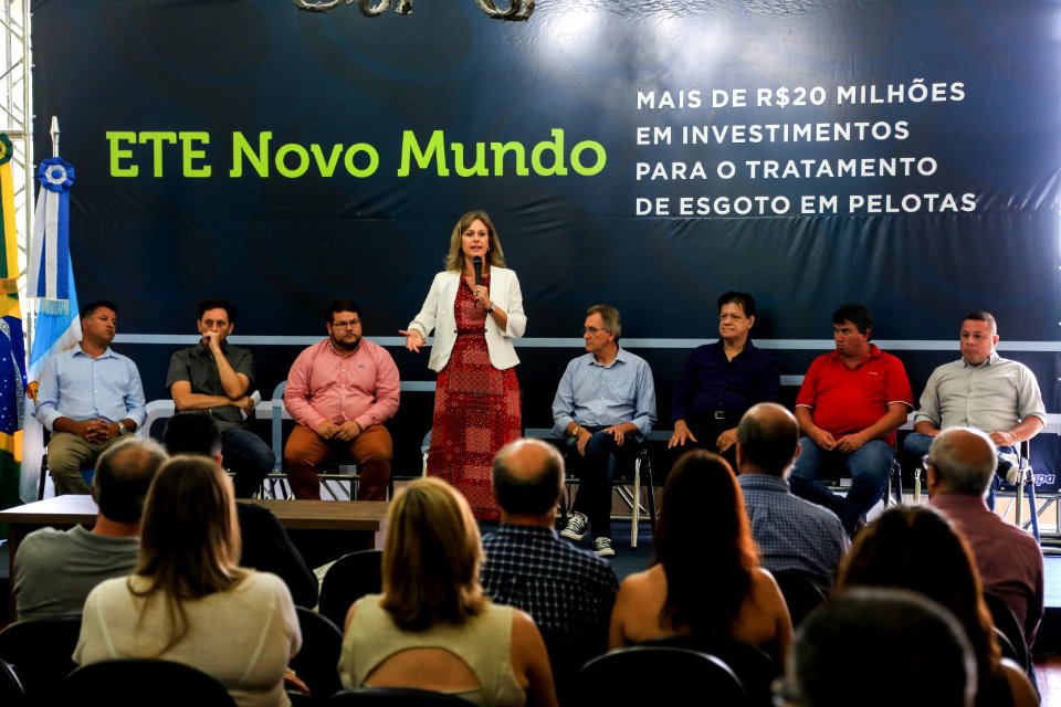 21.02.2018 - Assinatura do contrato e emissão da ordem de serviço da ETE Novo Mundo - Foto: Gustavo Vara