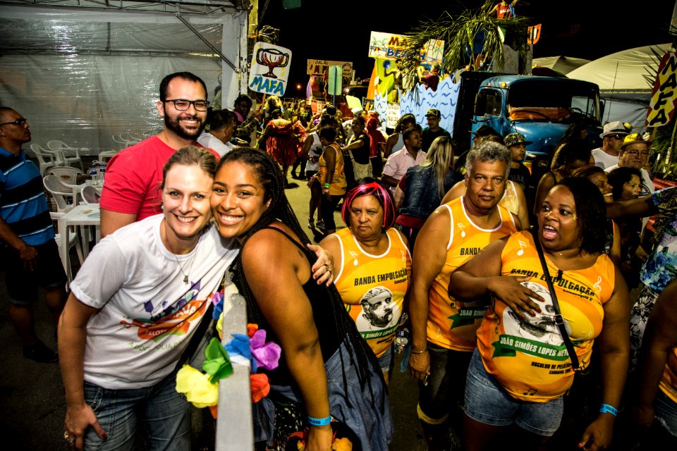 10.02.2018 - Prefeita Paula Mascarenhas e o vice Idemar Barz durante o primeiro dia do Carnaval 2018 - Foto: Gustavo Vara