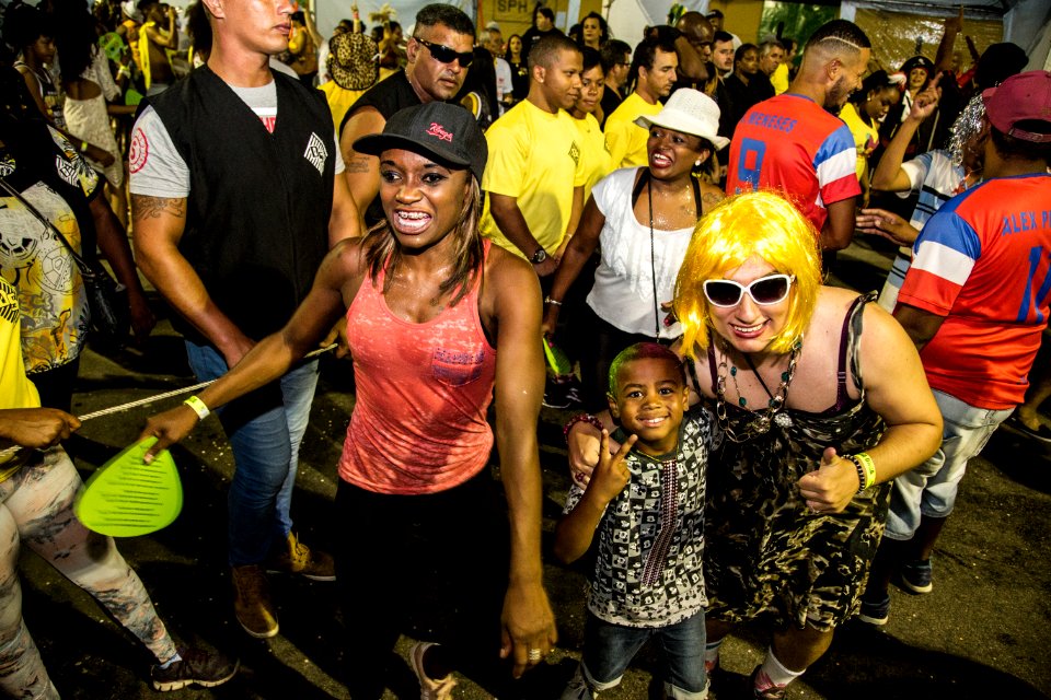 10.02.2018 - Prefeita Paula Mascarenhas e o vice Idemar Barz durante o primeiro dia do Carnaval 2018 - Foto: Gustavo Vara