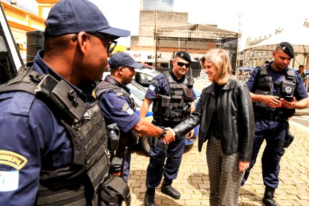 17.11.2017 - Prefeita Paula Mascarenhas na abertura da Operação Tudo Azul e entrega de tablets para a Guarda Municipal