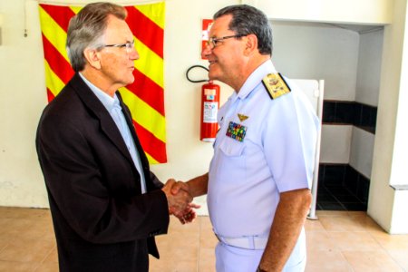 24.11.2017 - Prefeito em exercício Idemar Barz em reunião almoço com o vice-almirante Victor Cardoso Gomes - Fotos: Marcel Avila
