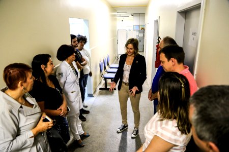 08.03.2018 - Prefeita Paula Mascarenhas visita à ala pediátrica do Pronto Socorro após reforma - Foto: Gustavo Vara
