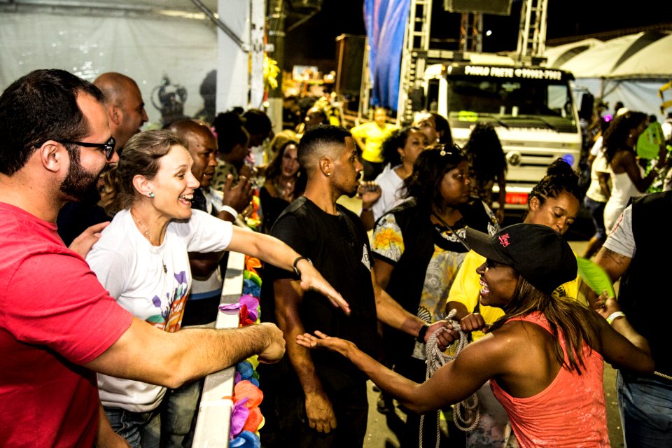 10.02.2018 - Prefeita Paula Mascarenhas e o vice Idemar Barz durante o primeiro dia do Carnaval 2018 - Foto: Gustavo Vara