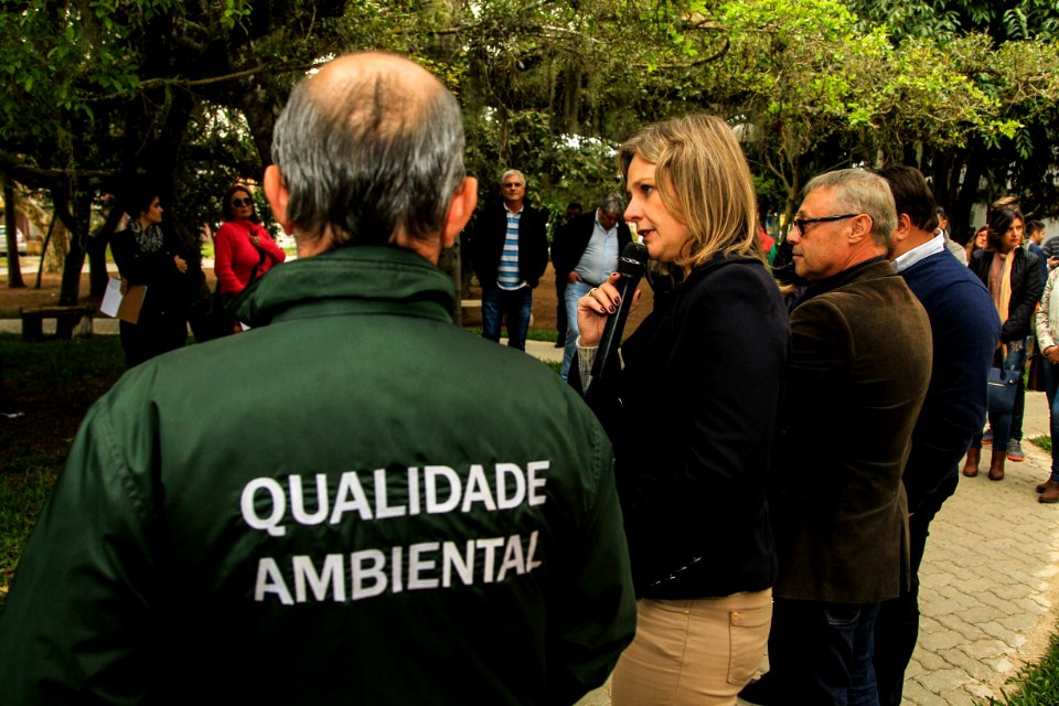 17.05.2018 - Prefeita Paula Mascarenhas  durante entrega da praça São Jerônimo,   atrás do Shopping Mar de Dentro e entrega de obras Ilha Bela e São Conrado - Laranjal- Foto: Gustavo Vara