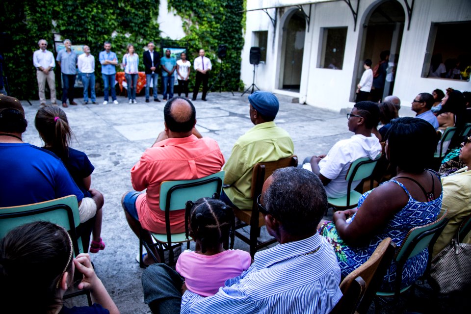 13.11.2017 - Prefeita Paula Mascarenhas participa da Abertura da semana da Consciência Negra no pátio interno da Secult