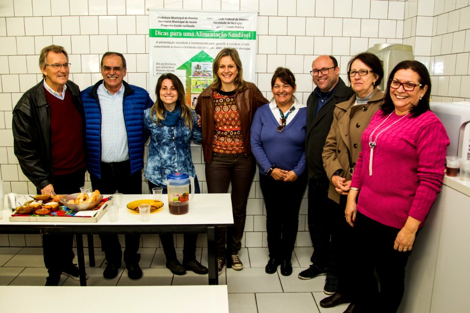 21.06.2018 -  Entrega dos novos uniformes na Escola Joaquim Nabuco e assinatura da ordem de serviço da construção de passarela coberta para EMEF Joaquim Nabuco - Foto: Gustavo Vara