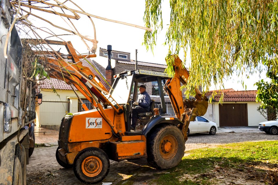 20.06.2018 - Retirada de lixo no Areal. Foto Michel Corvello (2)
