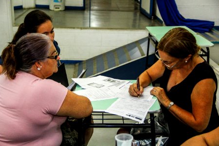 18.01.2018 - Prefeitura inicia cadastro social das famílias para a regularização fundiária do bairro Pestano