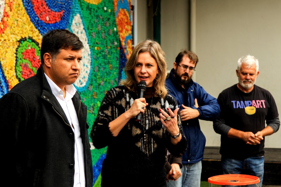12.06.2018 - Prefeita Paula Mascarenhas e o vice Idemar Barz durante o ato de lançamento do Tampart e assinatura de uma termo de cooperação - projeto de arte e sustentabilidade - Foto: Gustavo Vara