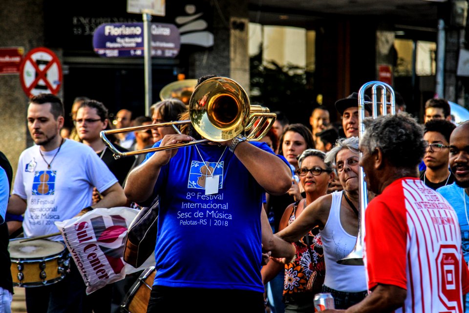 15.01.2018 - Prefeita Paula Mascarenhas no Cortejo Musical do 8° Festival Internacional Sesc de Música