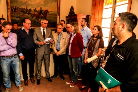 30.11.2017 - Prefeita Paula Mascarenhas na entrega e apresentação do código de convivência aos vereadores