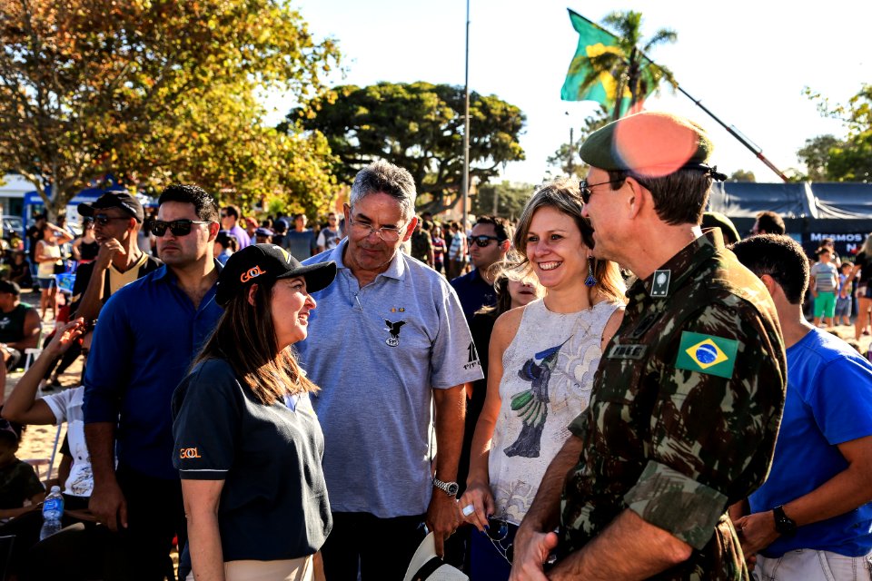 18.04.2018 - Apresentação da Esquadrilha da Fumaça em comemoração aos 100 anos do 9ª Batalhão de Infantaria Motorizada em Pelotas e pela passagem do Dia do Exército - Foto: Gustavo Vara