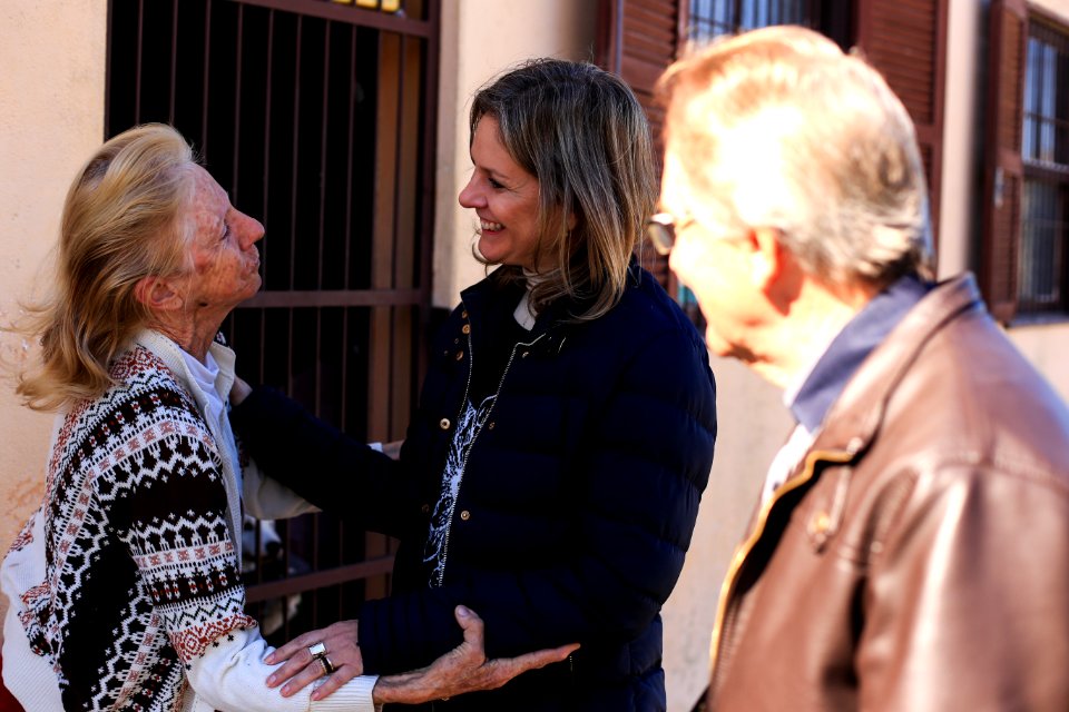 23.05.2018 - Prefeita Paula Mascarenhas e o vice Idemar Barz durante vistoria das obras nas ruas Afonso Pena, Paulo Guilayn e Santo Michelon no Fragata - Foto: Gustavo Vara