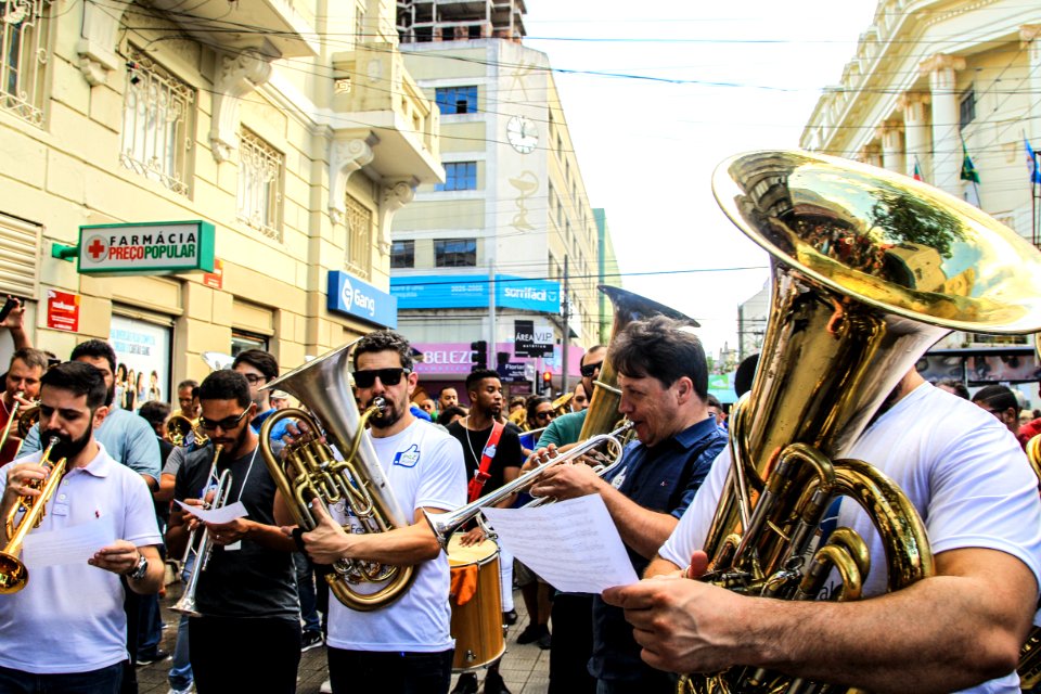 15.01.2018 - Prefeita Paula Mascarenhas no Cortejo Musical do 8° Festival Internacional Sesc de Música